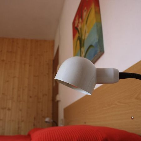 Albergo Della Posta Клузоне Екстериор снимка